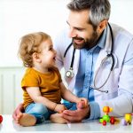 Early signs of kidney problems that parents should recognize